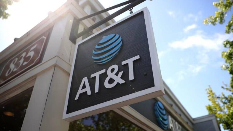 AT&T appeals fine imposed on it by the FCC for selling its customers’ location data without consent