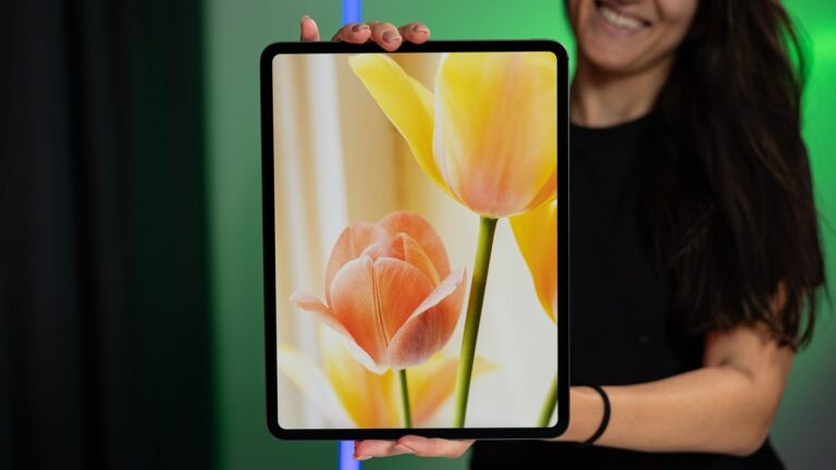 Apple’s iPad Pro 13 with M4 power, 2TB storage, 5G, and nano-texture glass is steeply discounted