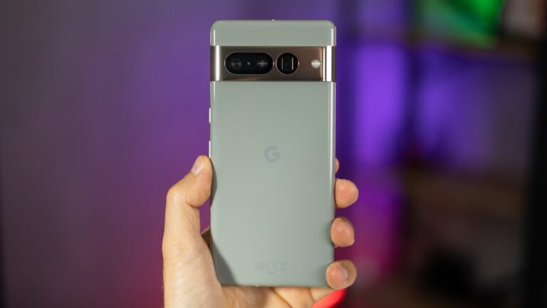 Google’s forever young Pixel 7 Pro beast incredibly hits a new record low price with 512GB storage