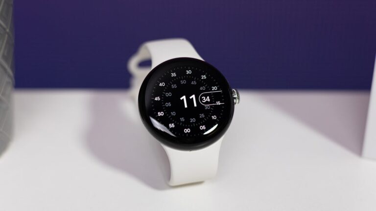 It’s not too late to save $100 on Google’s Pixel Watch and get a new smartwatch without breaking the bank