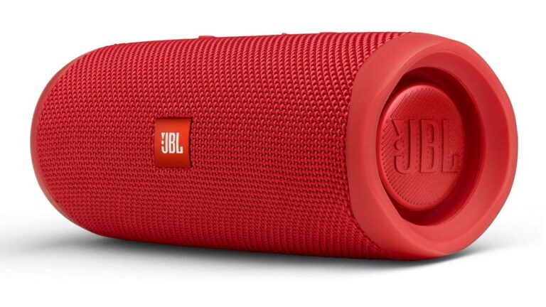 JBL’s well-liked Flip 5 speaker is now 38% cheaper at Amazon