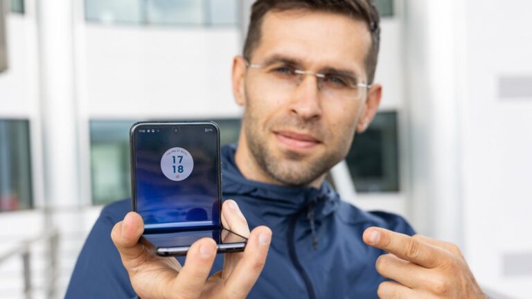 The best Razr+ (2023) deal is still here and will make you flip out in excitement