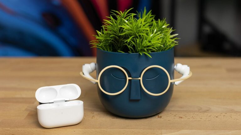 Xiaomi sells the most TWS earbuds in this country, Apple is distant third