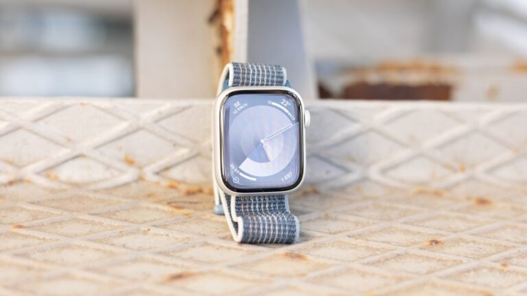 Amazon has every single Apple Watch Series 9 model on sale at a killer $120 Prime Day discount