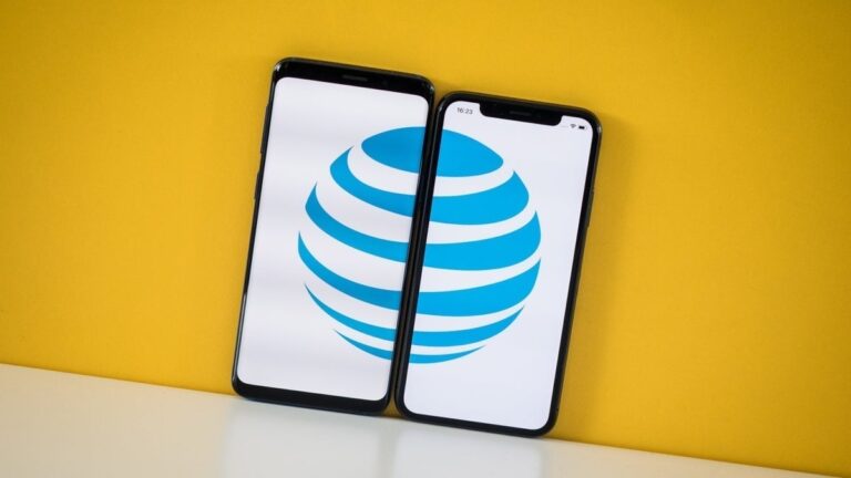 Senators left and right want to know why AT&T “retained months of detailed records of customer communication”