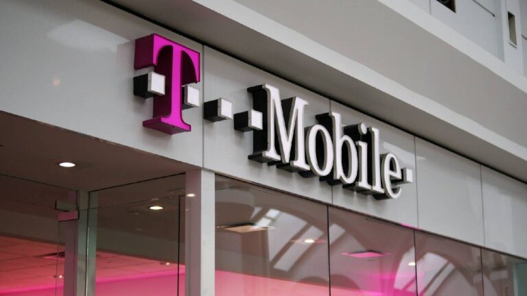 T-Mobile employee gives us exclusive insight into the carrier’s fall from grace