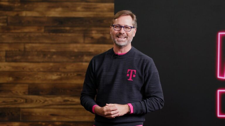 T-Mobile rep quits after seven years because of the carrier’s “shady sales tactics”