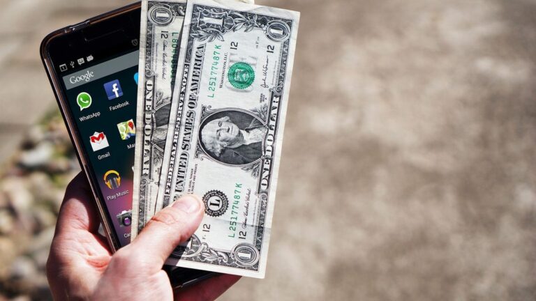 The next step in smartphone evolution is going to cost us a pretty penny (but we’re going to Space!)