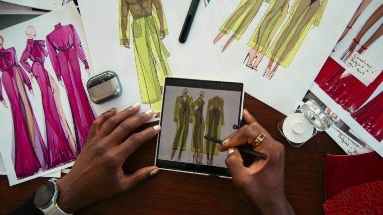 You can go to bed with the Galaxy Ring in this Galaxy Ring-inspired sleepwear that’s to debut at the NY Fashion Week