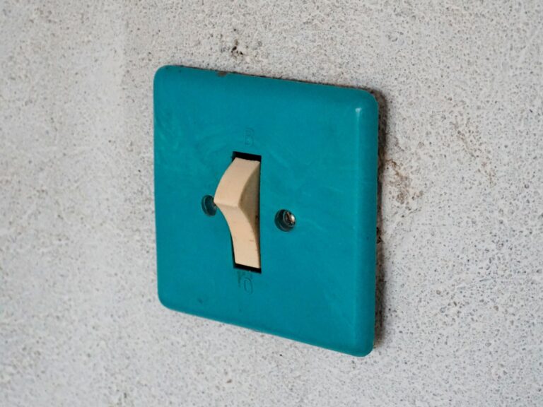 Openreach warns UK firms over copper switch-off deadline