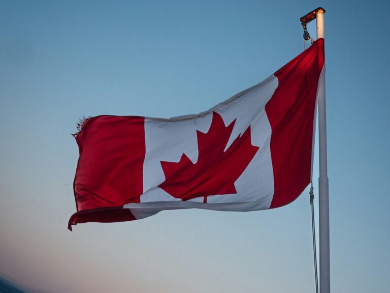 Chinese hackers compromise Canadian networks