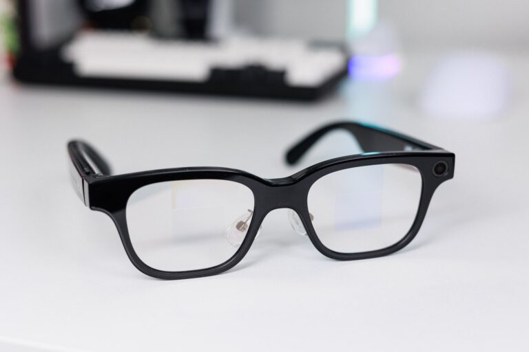 Rokid Glasses review: AI glasses with a screen