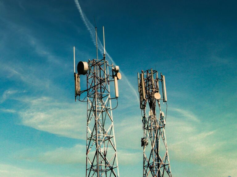 Spectrum AI expands commercial CBRS network capacity fivefold