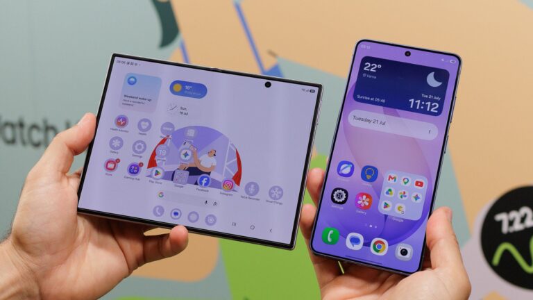 Samsugn Galaxy Z Fold 8 vs Galaxy S26 Ultra hands-on: wide or tall?